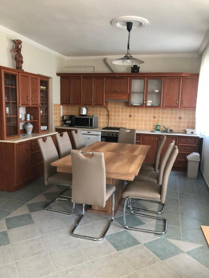 Tulipán Vendégház Hajdúszoboszló Exterior foto