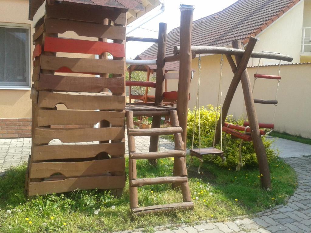 Tulipán Vendégház Hajdúszoboszló Exterior foto